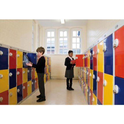 Locker 1 Nest 1 Door Green H1382xW300xD300mm